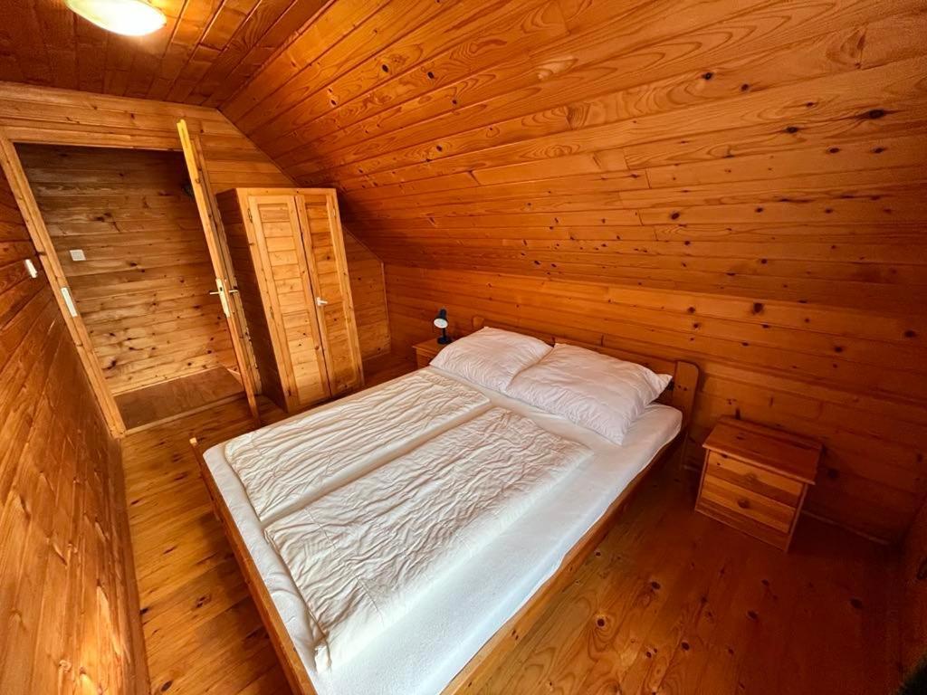 Almos Apartman バラトンフェニヴェシュ エクステリア 写真